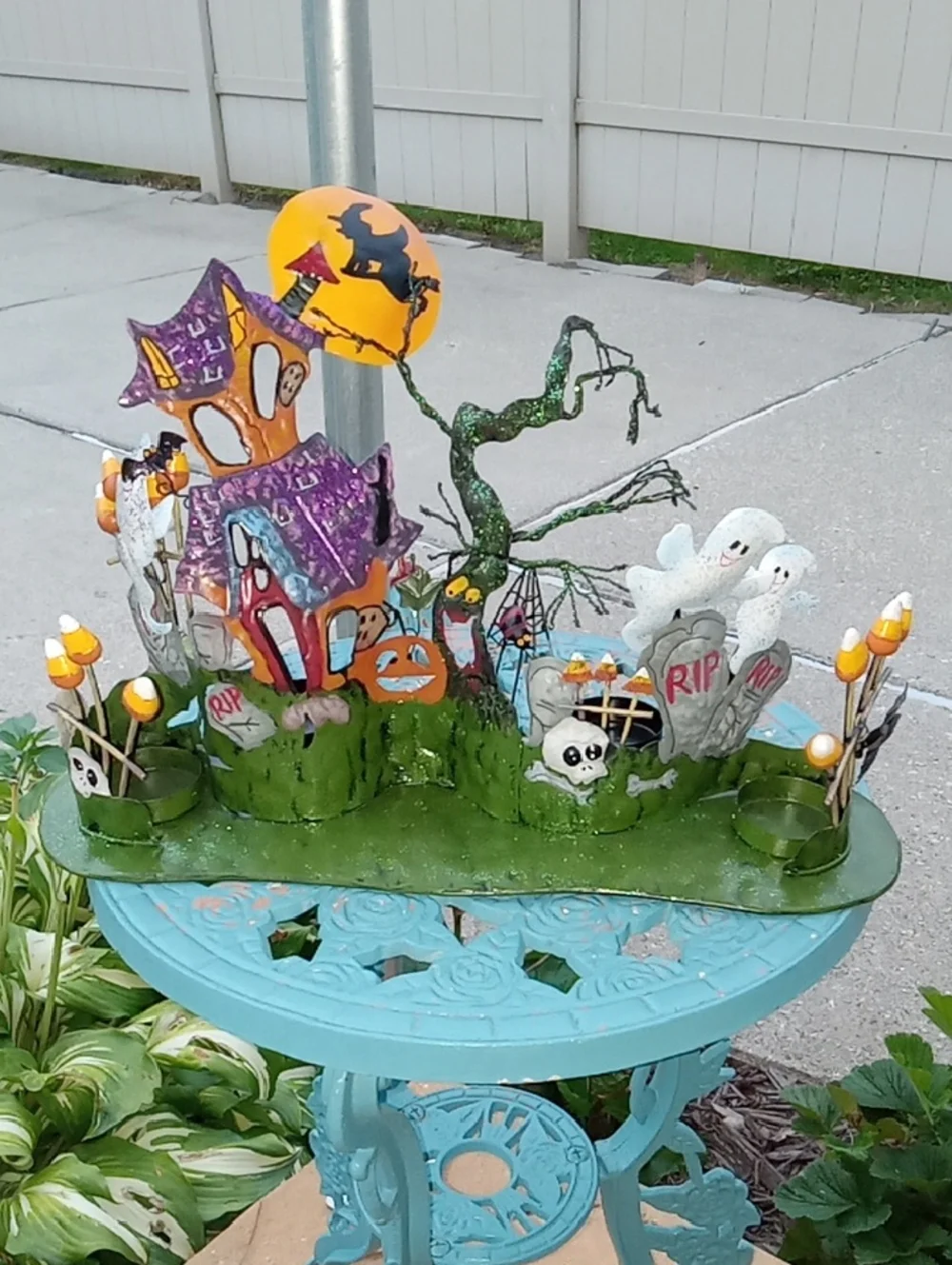 Halloween Haunted House Tabletop Décor - Green and Purple All Metal
